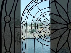 Glace d'église circulaire Traditionnelle vitrée